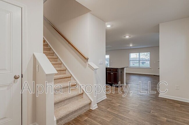 Foto del edificio - 1210 Murdock Cir