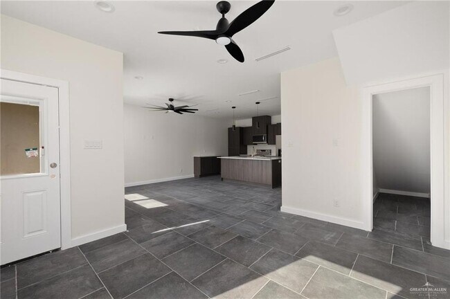 Foto del edificio - 914 Bicentennial Blvd