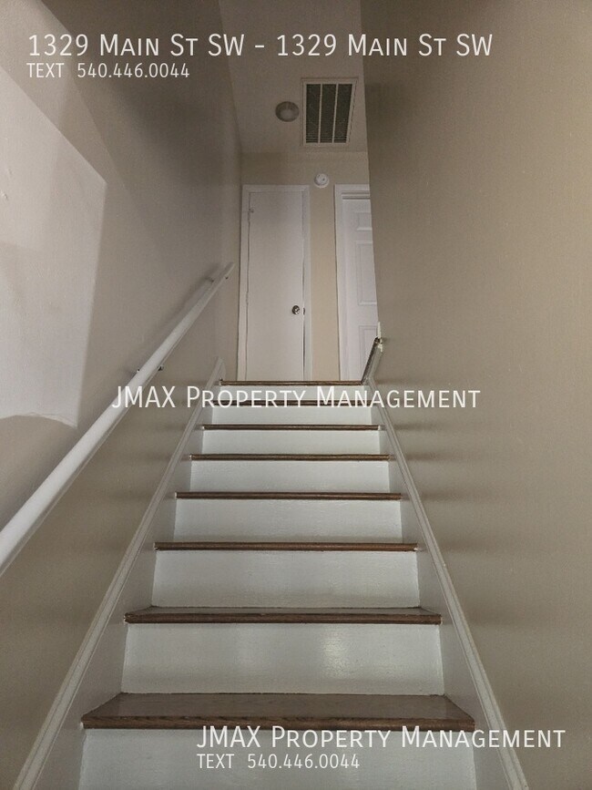 Foto del edificio - 1329 Main St SW