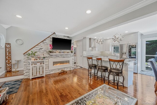 Building Photo - 8 Paynes Ln