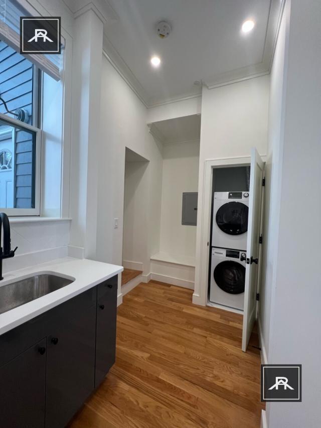 Building Photo - 1 bedroom in Boston MA 02114