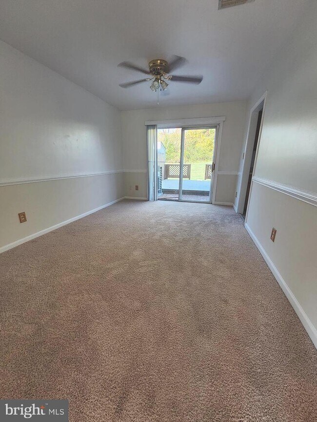 454 Ridge Ct, Warrenton, VA 20186 Townhome Rentals in Warrenton VA