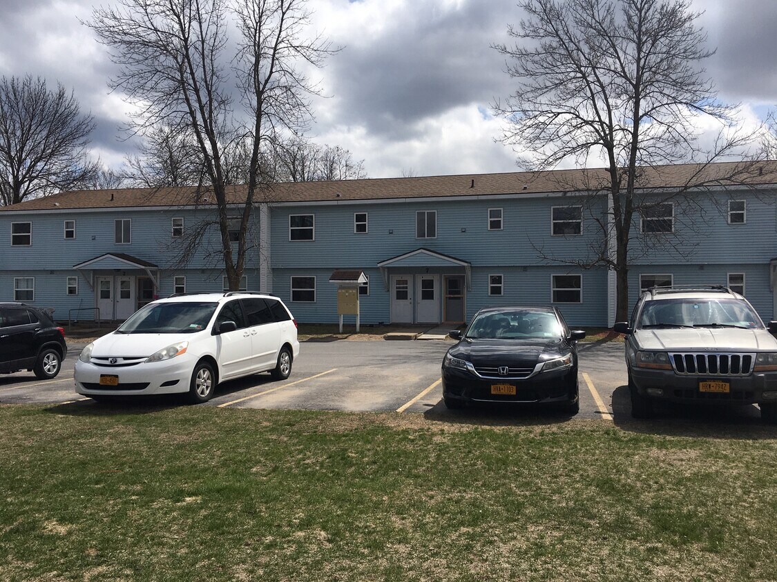 7 College Ave Unit G, Plattsburgh, NY 12901 Apartments in Plattsburgh