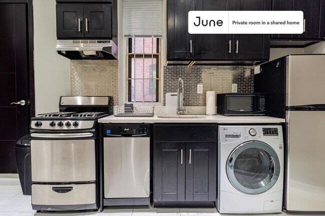 Foto del edificio - Room in Shared 4 bed/1.5 bath home in Upper West Side