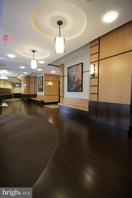 Foto del edificio - 307 Yoakum Pkwy