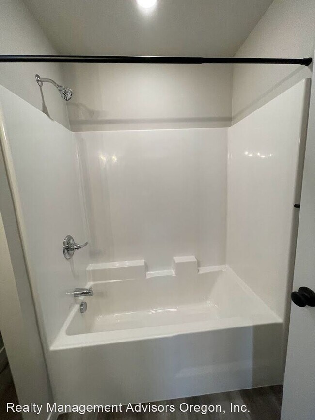 Foto del edificio - 1 br, 1 bath House - 300 W Fairfield St. B