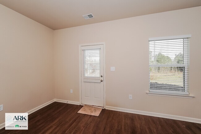Foto del edificio - 112 Clover Ln