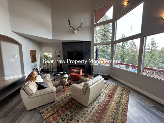 Building Photo - SHORT TERM, FULLY FURNISHED HOME IN EVERGREEN!!