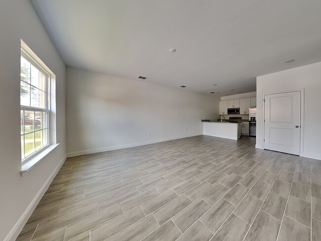 Building Photo - 1598 Cumin Dr