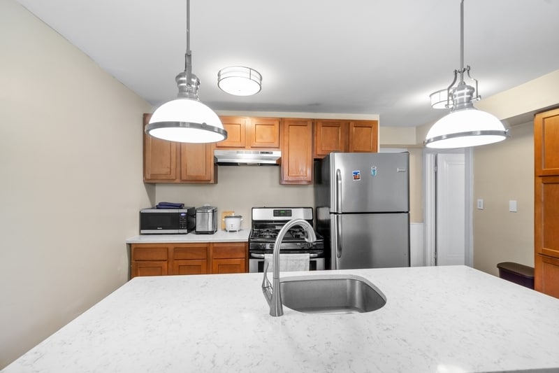 Photo - 1107 East Genesee Street - B