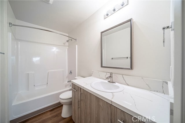 Building Photo - 1198 S San Antonio Ave