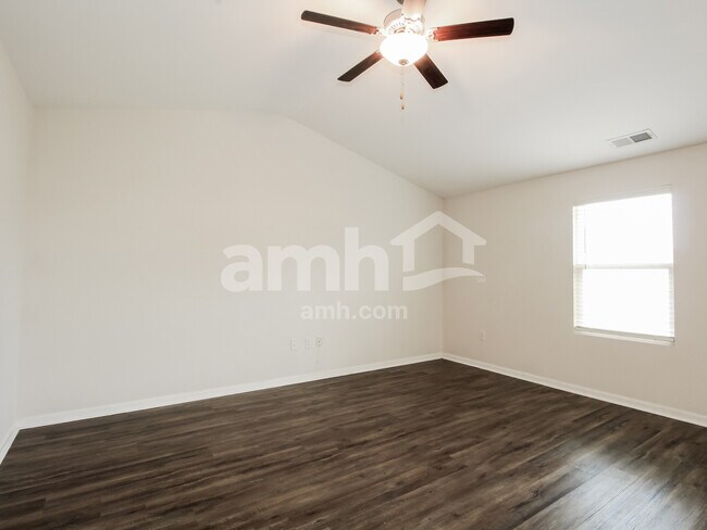 Building Photo - 7113 Boykin Spaniel Way
