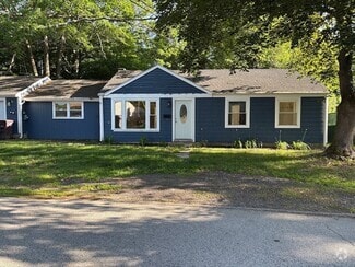 Building Photo - 215 Jaffrey St