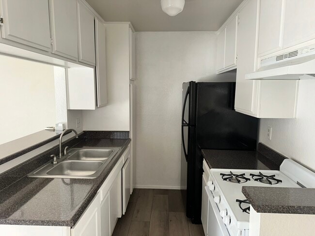 Foto del edificio - Saticoy Carriage House LLC