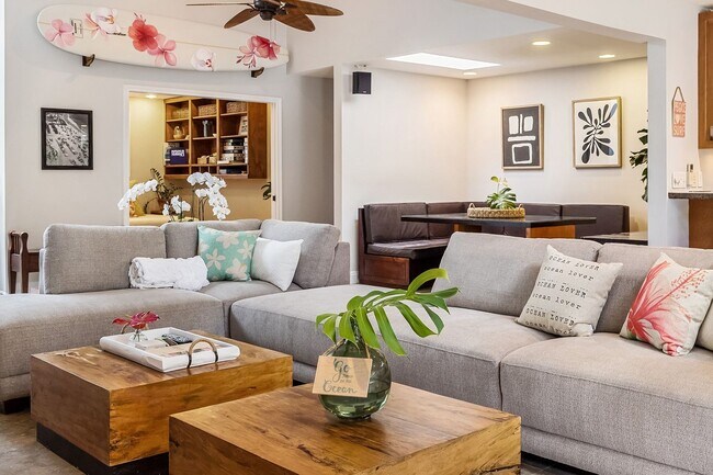 Building Photo - Modern Private Oasis w/ Private Pool/Hot Tub, Sauna, AC & BBQ: Hale Ho'omaha