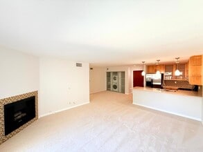 Building Photo - 4702 Fulton Ave