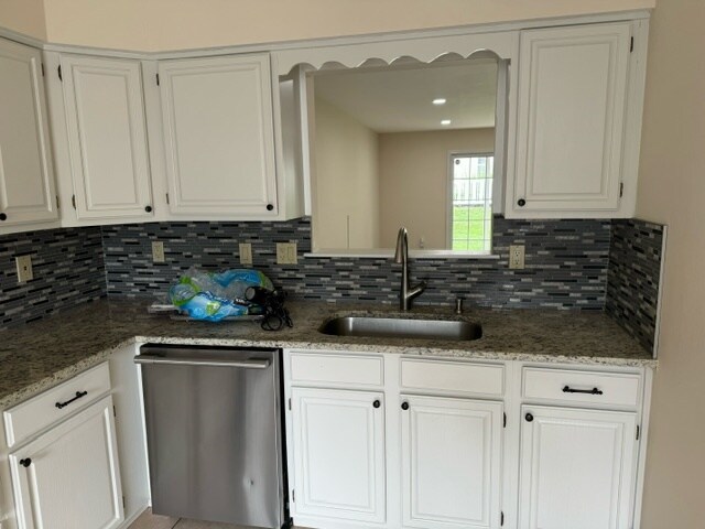 Building Photo - 6405 Normandy Dr