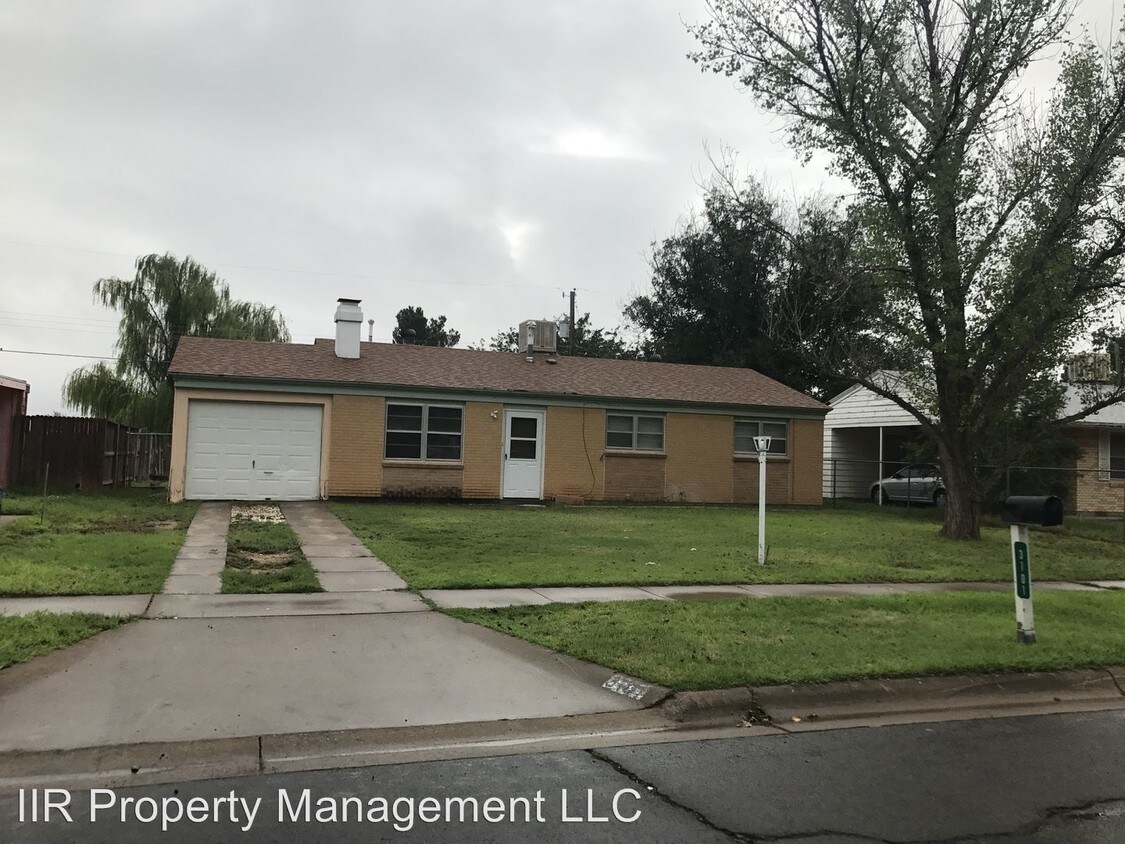 Primary Photo - 3 br, 1.5 bath House - 3101 Vassar Dr.