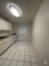 Building Photo - 530 N Anna Dr