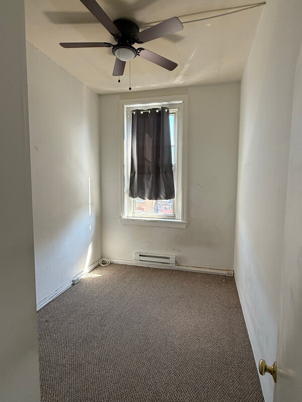 Building Photo - 662 Main St