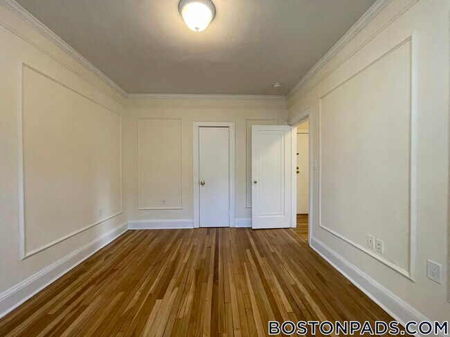 Foto del edificio - 100 Kilsyth Rd