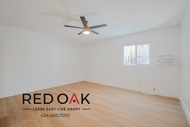 Building Photo - 1267 1/2 N. Normandie Ave-1267 1/2