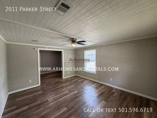 Foto del edificio - 2011 Parker St