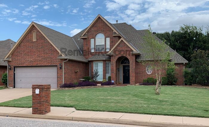 Primary Photo - Fantastic 4 Bed in Edmond