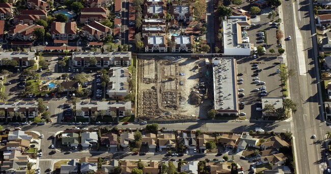 Aura Apartments San Diego Ca Apartments Com Aura Apartments San Diego Ca Apartments Com