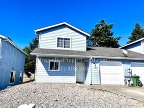 Building Photo - 868 Blanco Ave