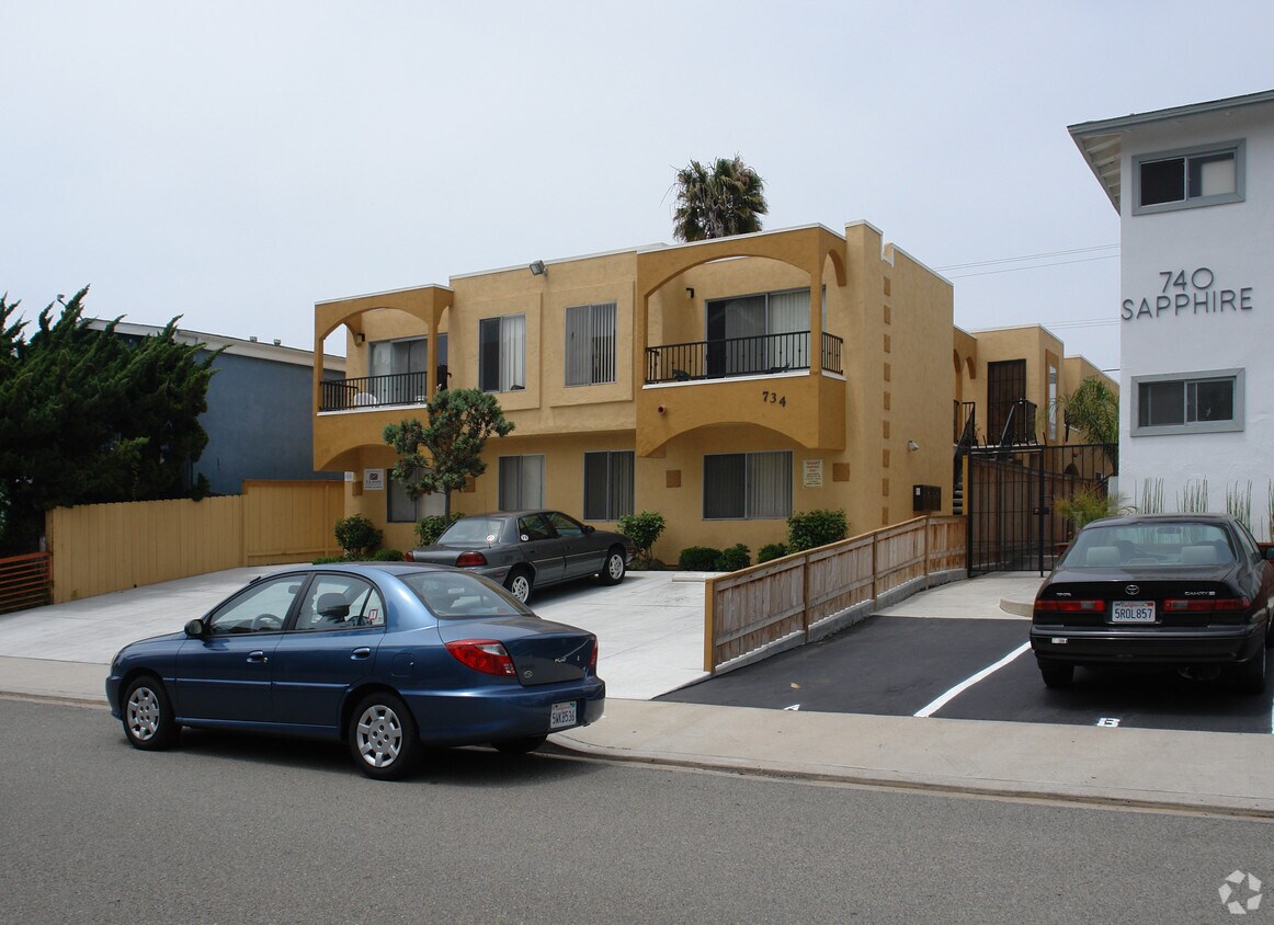 Building Photo - Sapphire Apartments