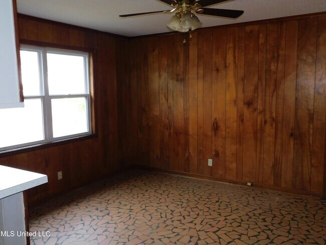 Foto del edificio - 8349 Cedarbrush Dr