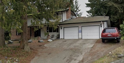 Building Photo - 2215 75th St SE