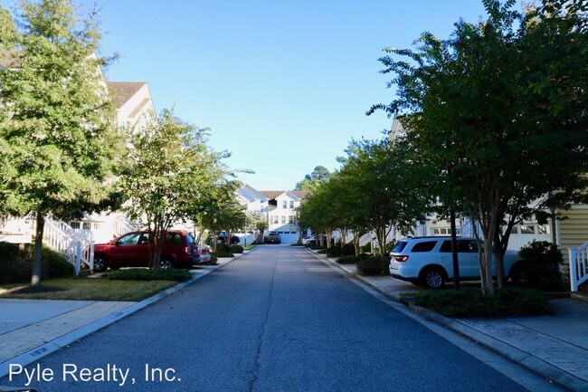 Building Photo - 5525 Taylors Walke Ln