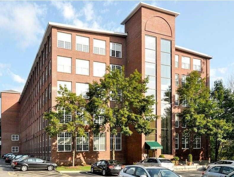 2 School St Unit 236, Lincoln, RI 02865 Condo for Rent in Lincoln, RI