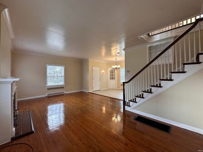 Foto del edificio - 905 Lincoln Ave