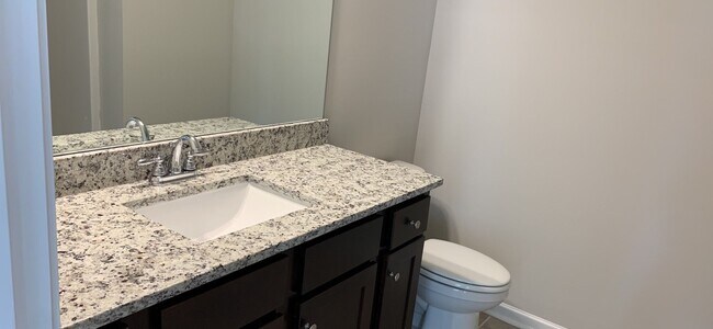 Foto del edificio - Single Family Home in Lithonia with UPGRAD...