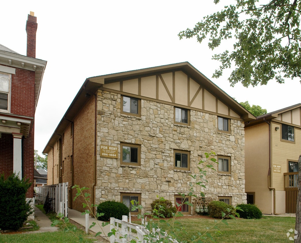 Building Photo - 42 E 17th Ave