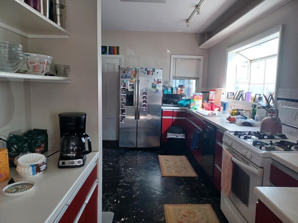 Primary Photo - 249 Park St