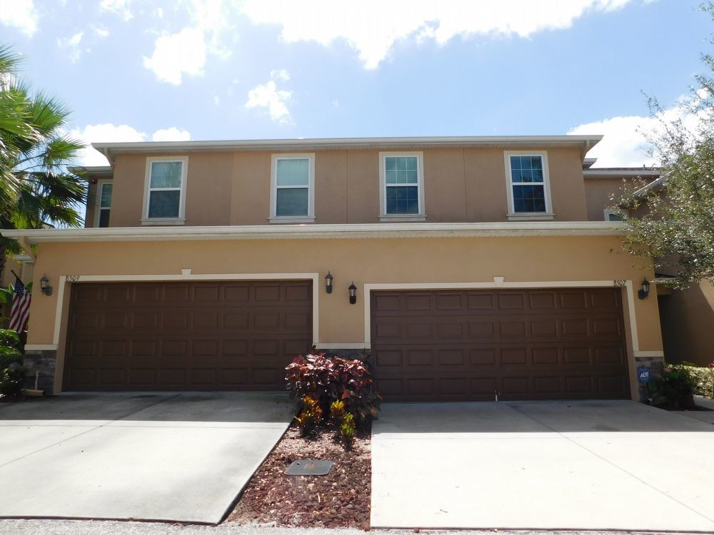 Primary Photo - 3 BEDROOM TOWNHOUSE-TEMPLE TERRACE