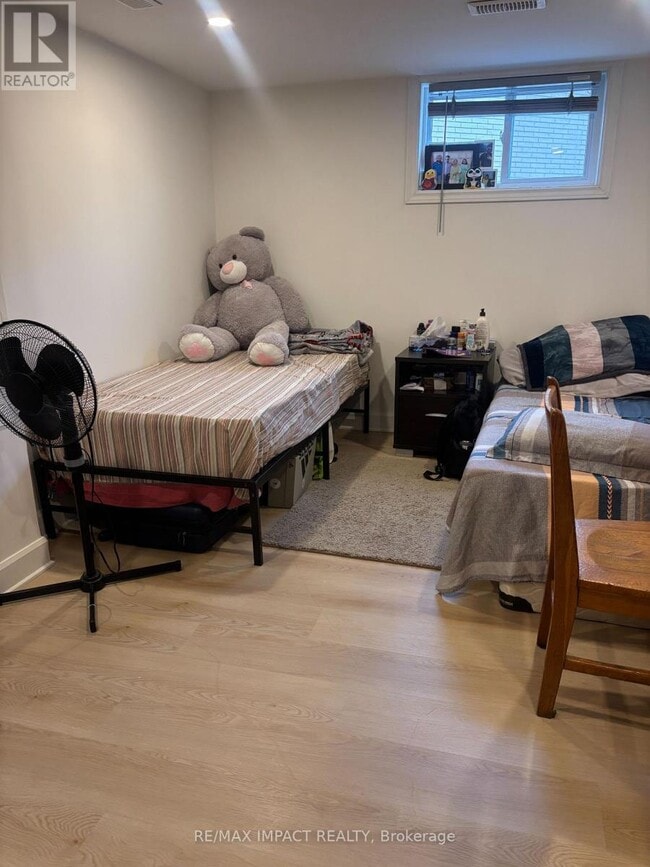 Building Photo - 20 Gillrie Ct