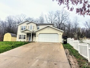 Building Photo - 24519 True Dr
