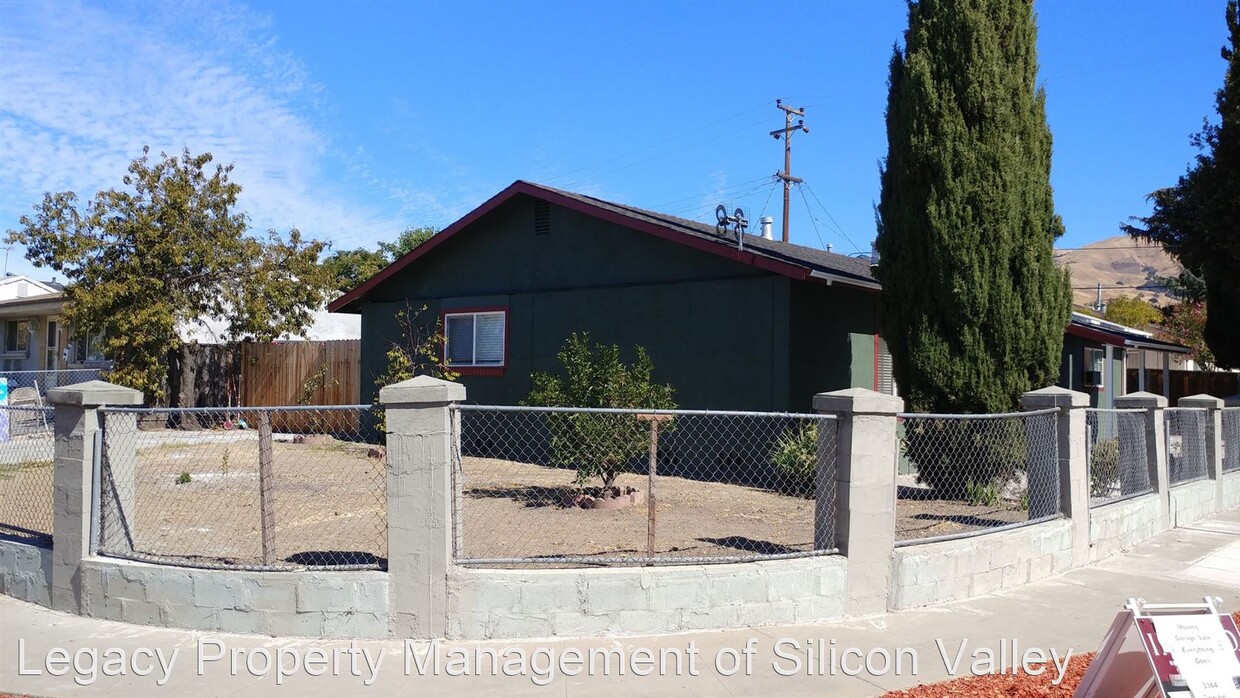 Primary Photo - 5 br, 3 bath House - 3311 Gawain Drive