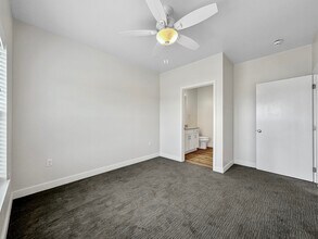 Building Photo - Stratford Pointe