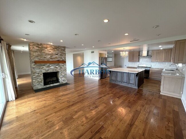 Foto del edificio - 32303 Phantom Dr