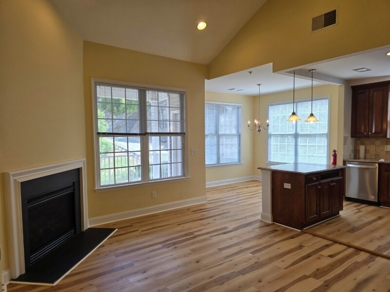 Foto principal - 8418 Sanctuary Boulevard