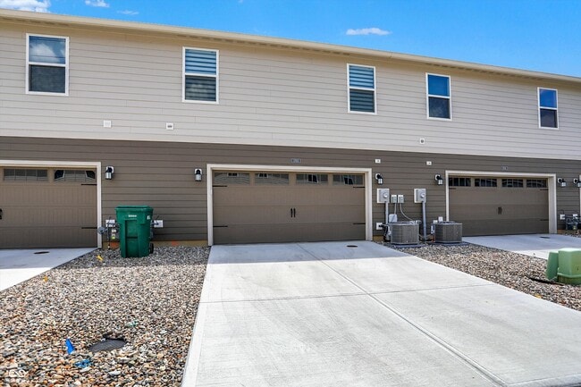 Building Photo - 1763 Trinity Ln