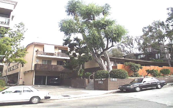 11609 - 11611 Montana, ¡alejado - Villa Montana Apartments