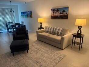 Building Photo - 11143 Wishing Cloud Rd