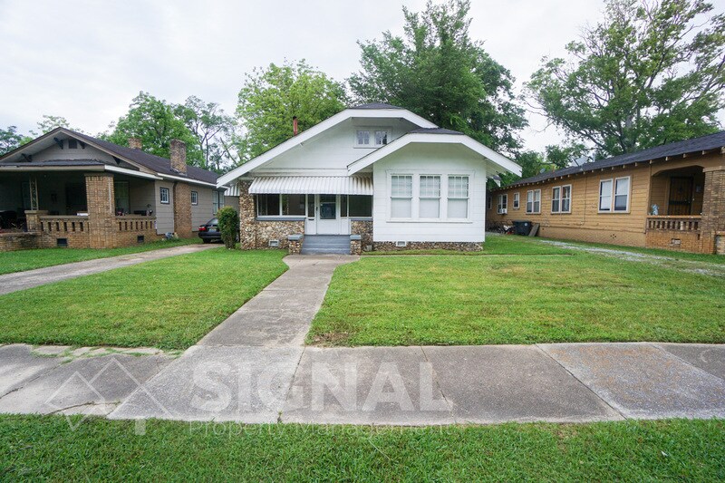 Foto principal - 7126 1st Ave S